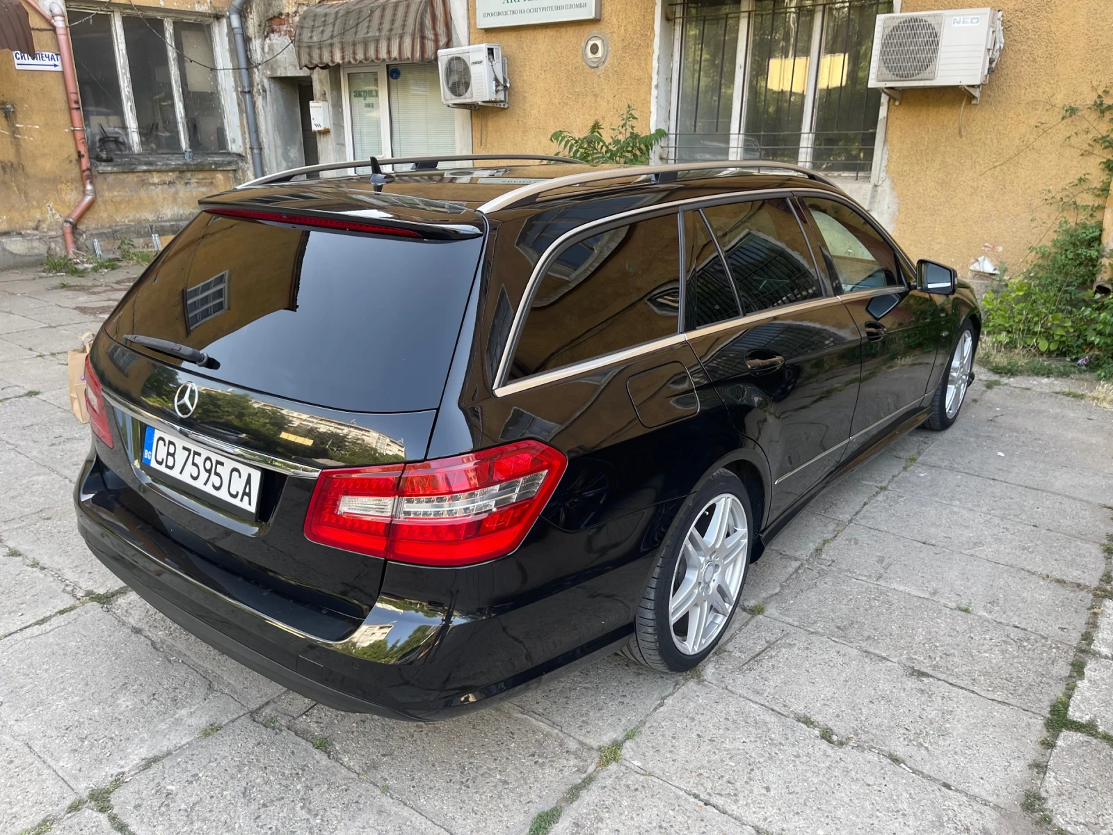 Mercedes-Benz E 250 AMG  - изображение 4