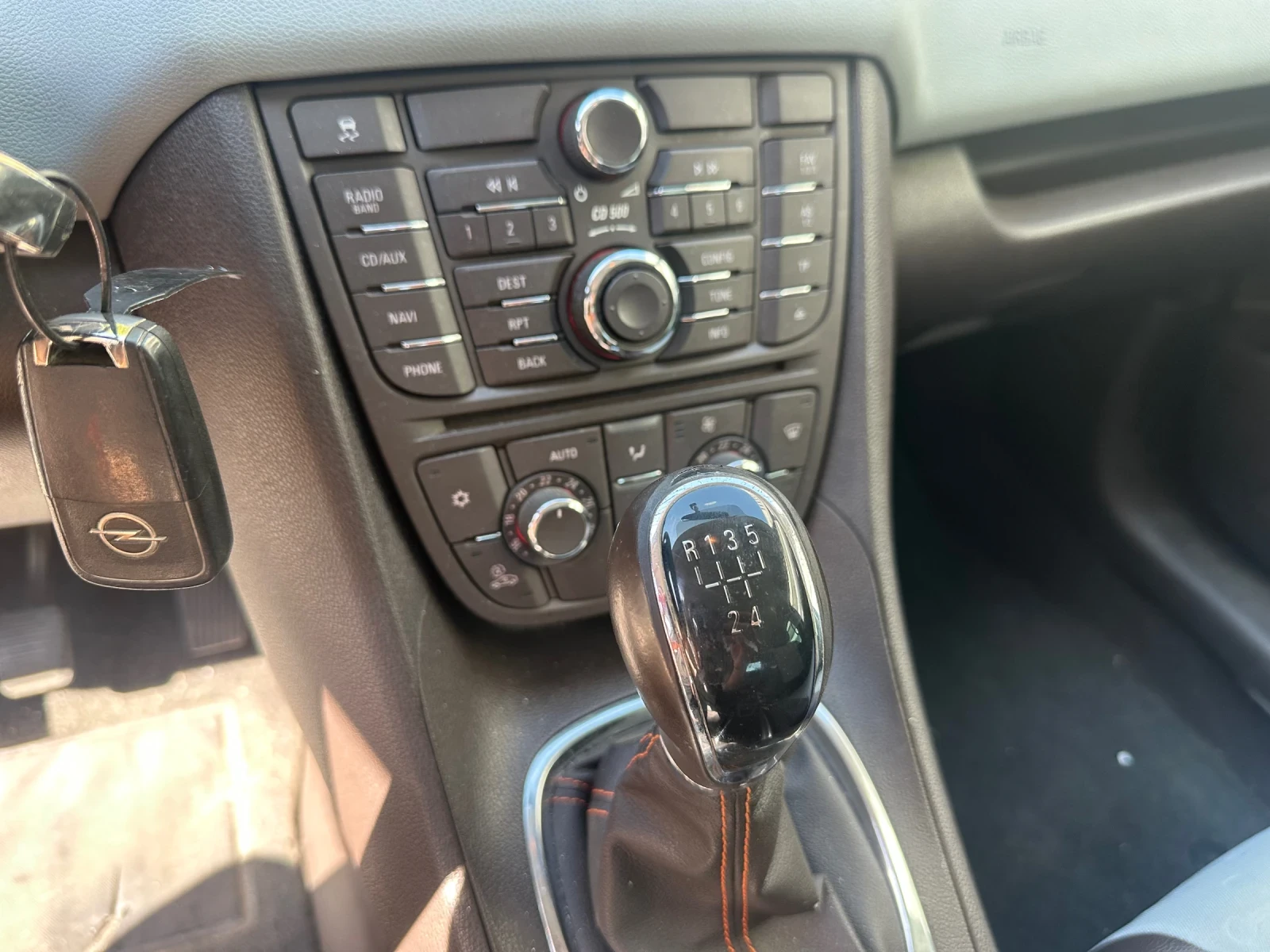 Opel Meriva 1.4i* Cosmo - изображение 9