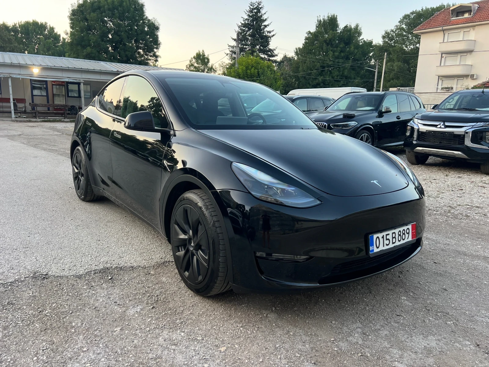 Tesla Model Y  - изображение 3