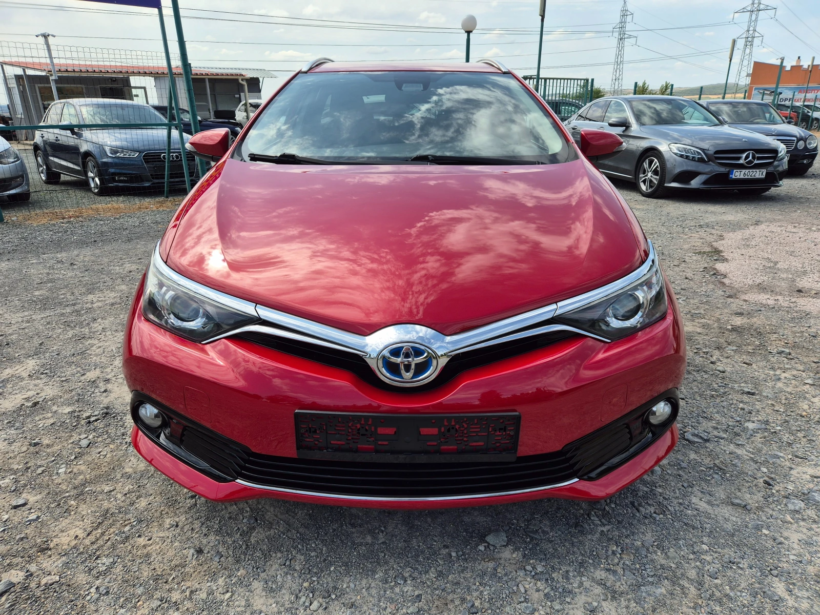 Toyota Auris 1.8i HYBRID - изображение 8