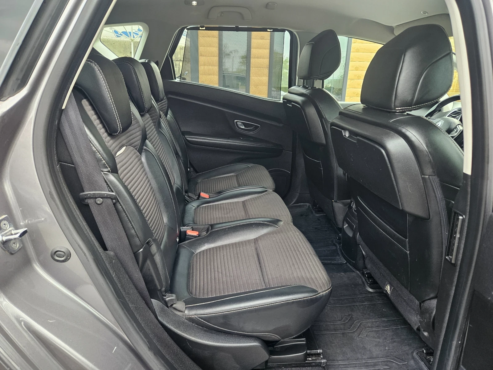 Renault Scenic 1.5TDCI - изображение 8