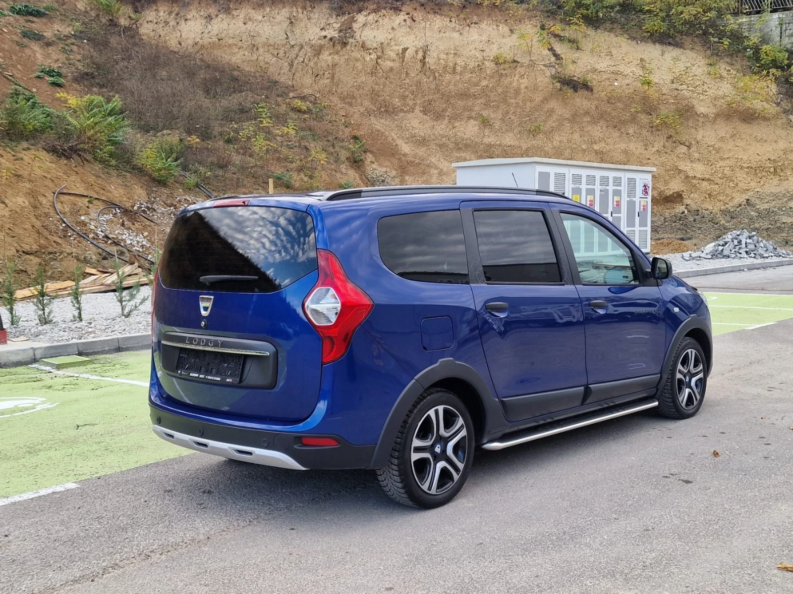 Dacia Lodgy STEPWAY, 1.3T , 131, 70.000 | Mobile.bg   3