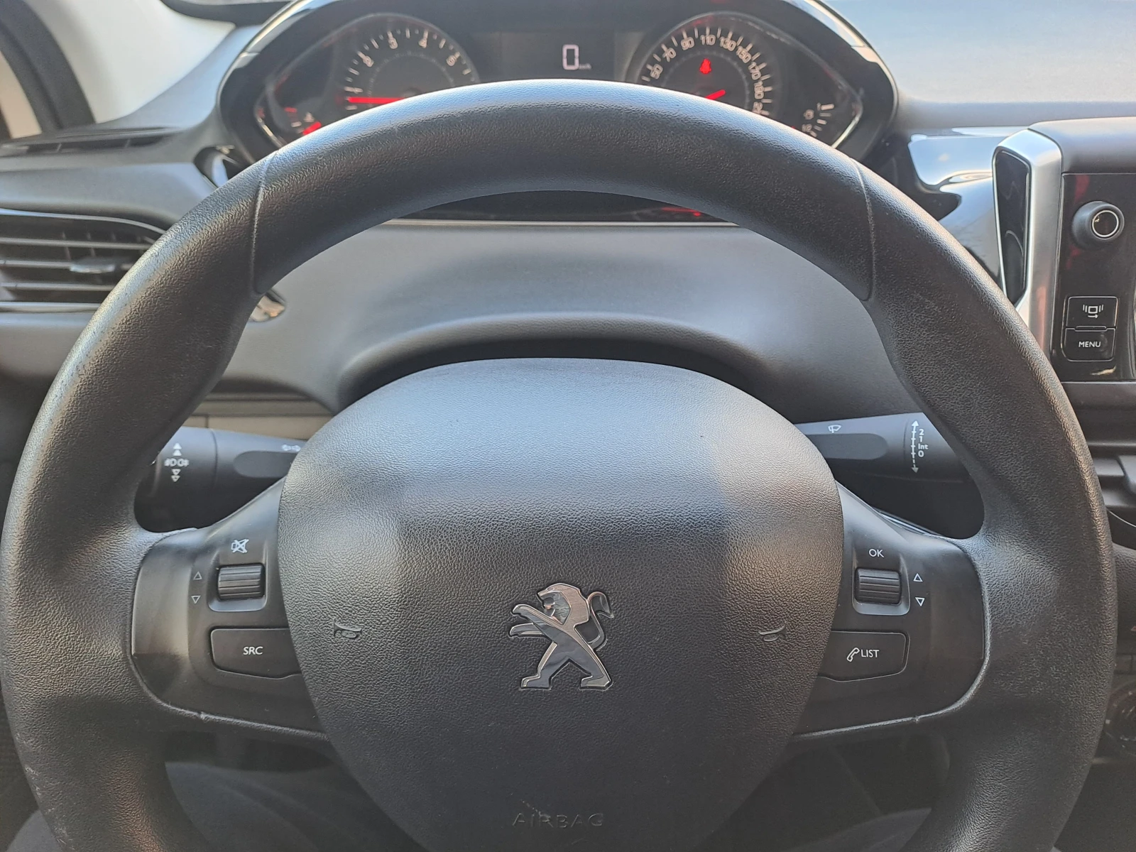 Peugeot 208 1.0 VTI | Mobile.bg � ����������� 12
