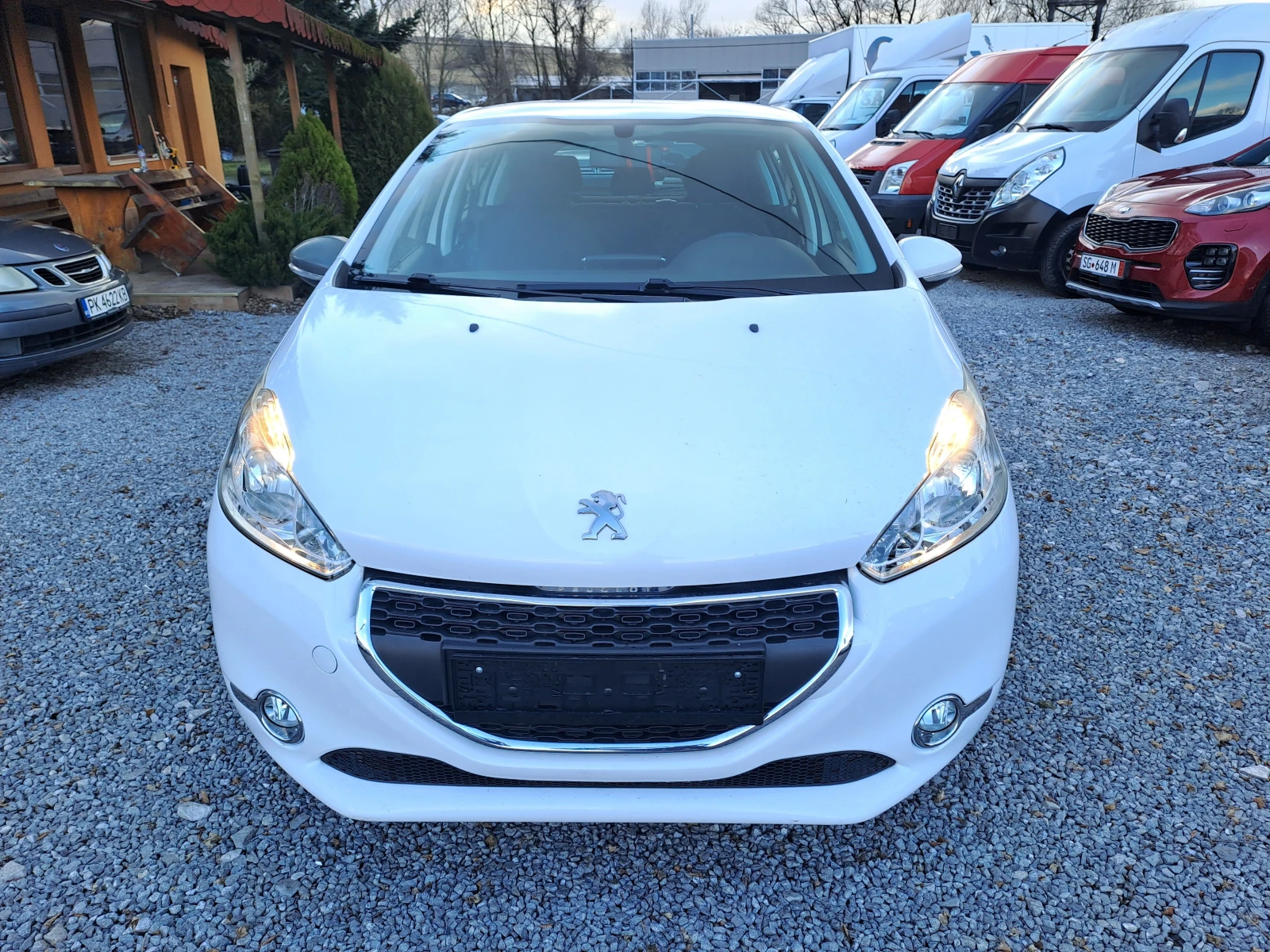 Peugeot 208 1.0 VTI - изображение 3