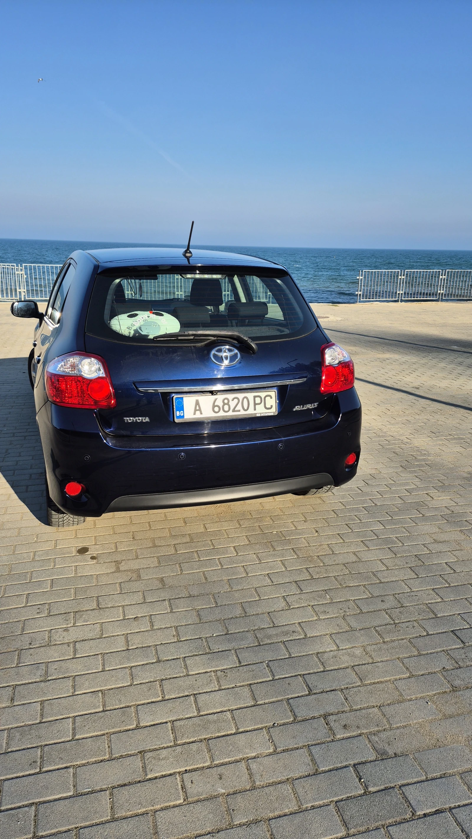 Toyota Auris Facelift 1.4 D4D , снимка 9 - Автомобили и джипове - 53710740