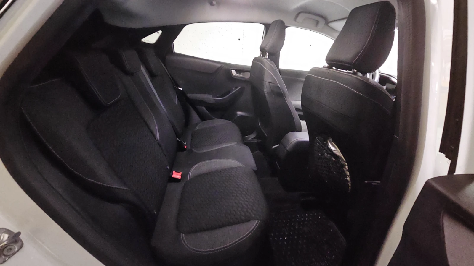 Ford Puma SUV TITANIUM 1.0 EcoBoost mHEV , снимка 12 - Автомобили и джипове - 54092079