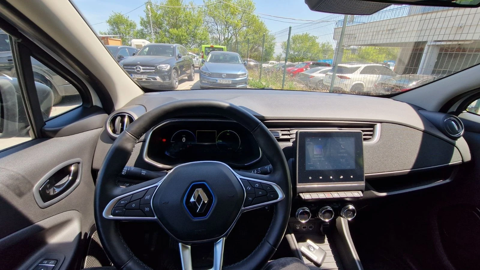 Renault Zoe R110 / 52kWh Life, снимка 13 - Автомобили и джипове - 54342570