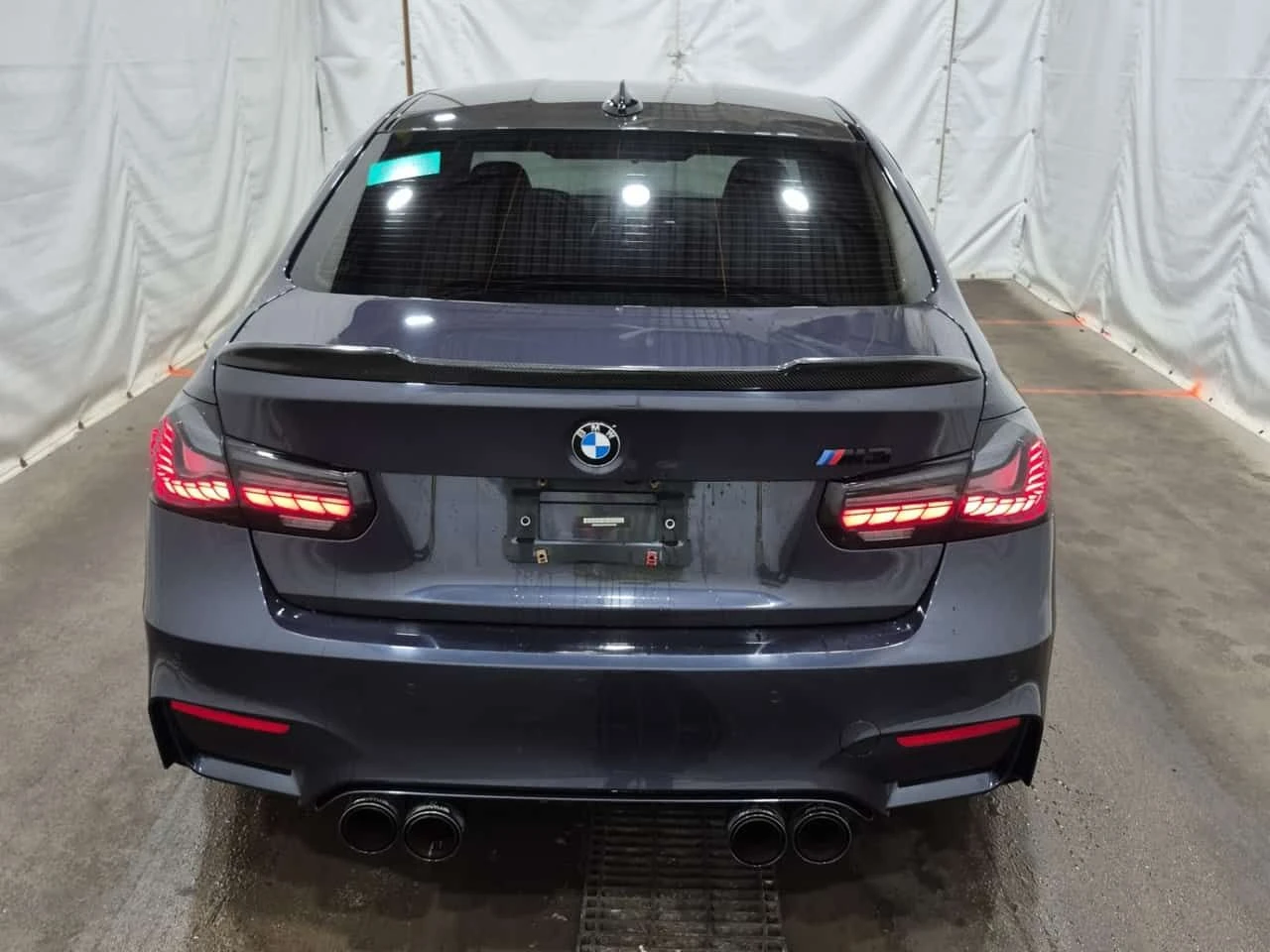 BMW M3 * CARFAX * АВТОКРЕДИТ БЕЗ ПЪРВОНАЧАЛНА ВНОСКА, снимка 5 - Автомобили и джипове - 54627380