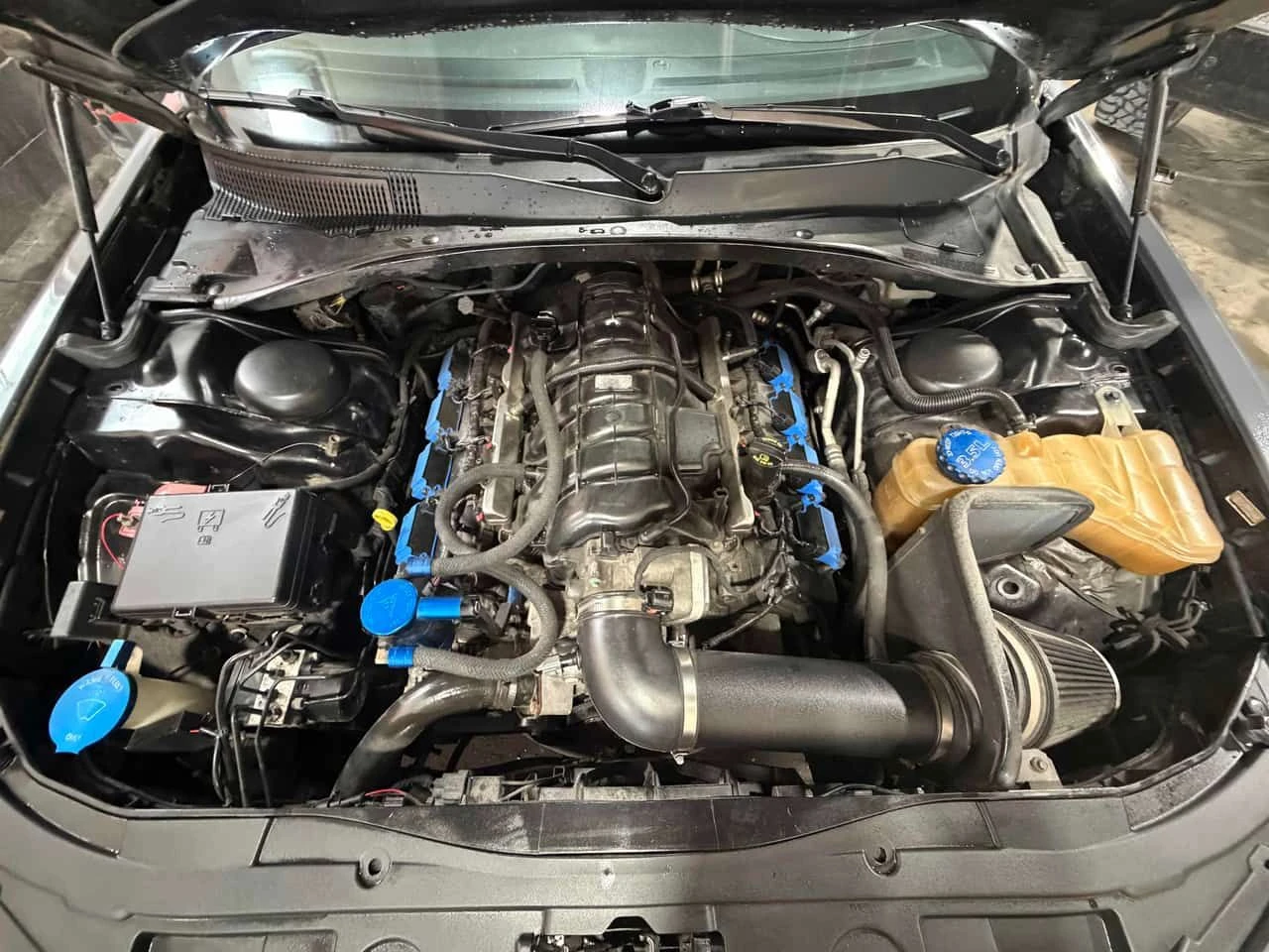 Chrysler 300c 5.7 * FULL SRT PACK* ПРЕДСТАВИТЕЛСТВО НА GMC*  , снимка 17 - Автомобили и джипове - 54942374