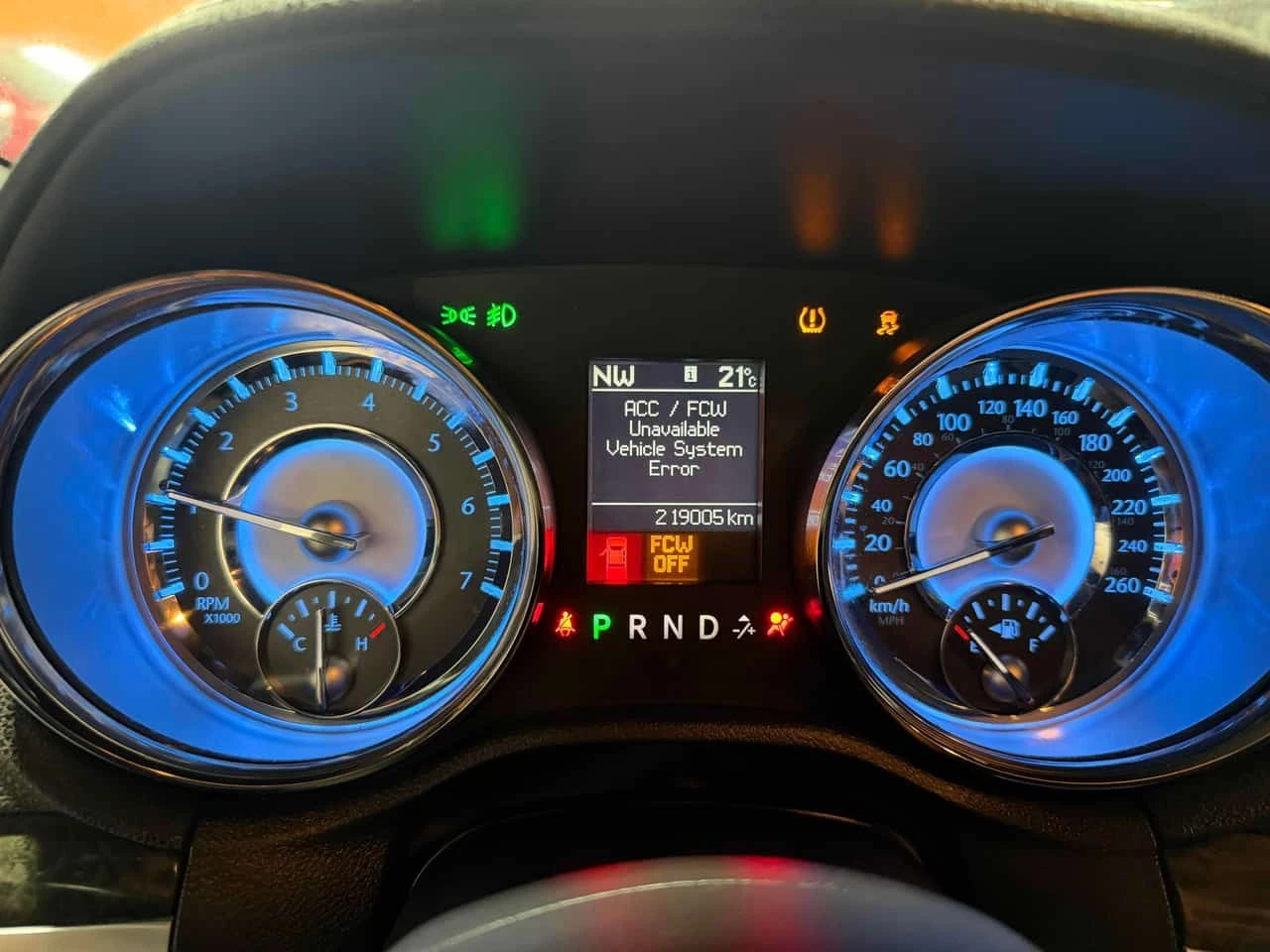 Chrysler 300c 5.7 * FULL SRT PACK* ПРЕДСТАВИТЕЛСТВО НА GMC*  , снимка 8 - Автомобили и джипове - 54942374