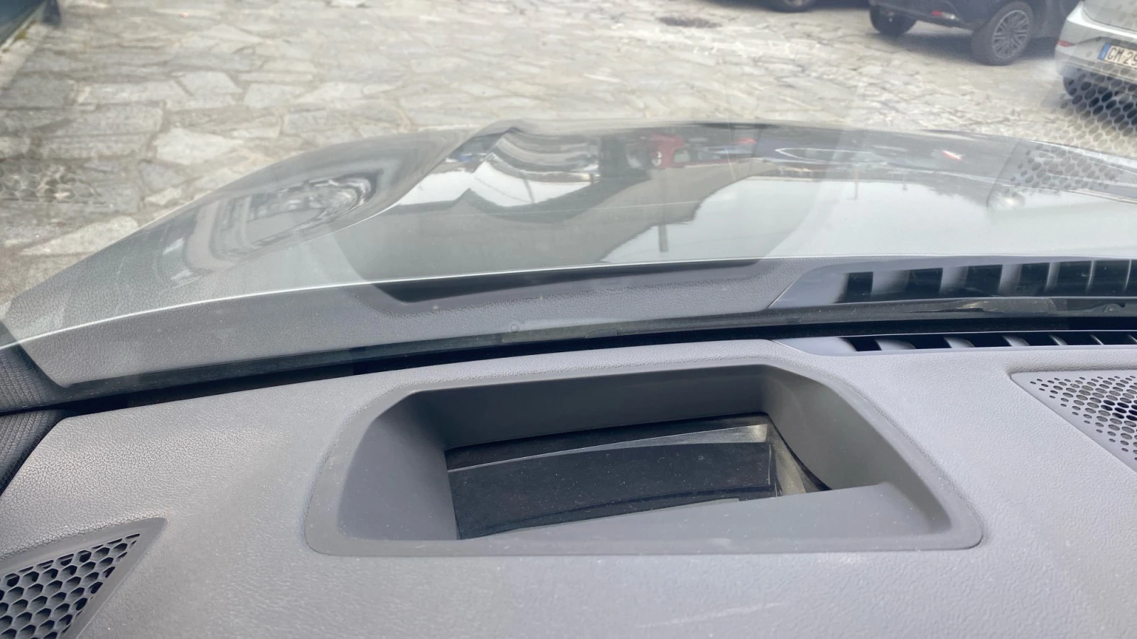 BMW 740 40D - M Sport - Head Up - Massage - B&W - Xdrive, снимка 6 - Автомобили и джипове - 54959514
