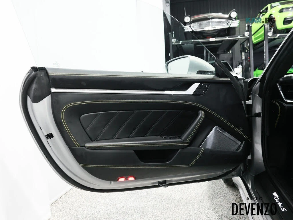 Porsche 911 Turbo S (КРАЙНА цена до БЪЛГАРИЯ), снимка 6 - Автомобили и джипове - 54972658
