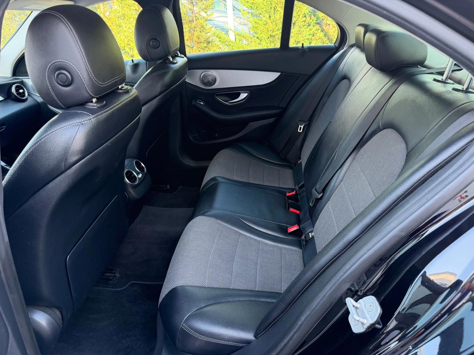 Mercedes-Benz C 220 2.2CDI-170��.-BLUETEC-AMGLINE-�������  | Mobile.bg � ����������� 9