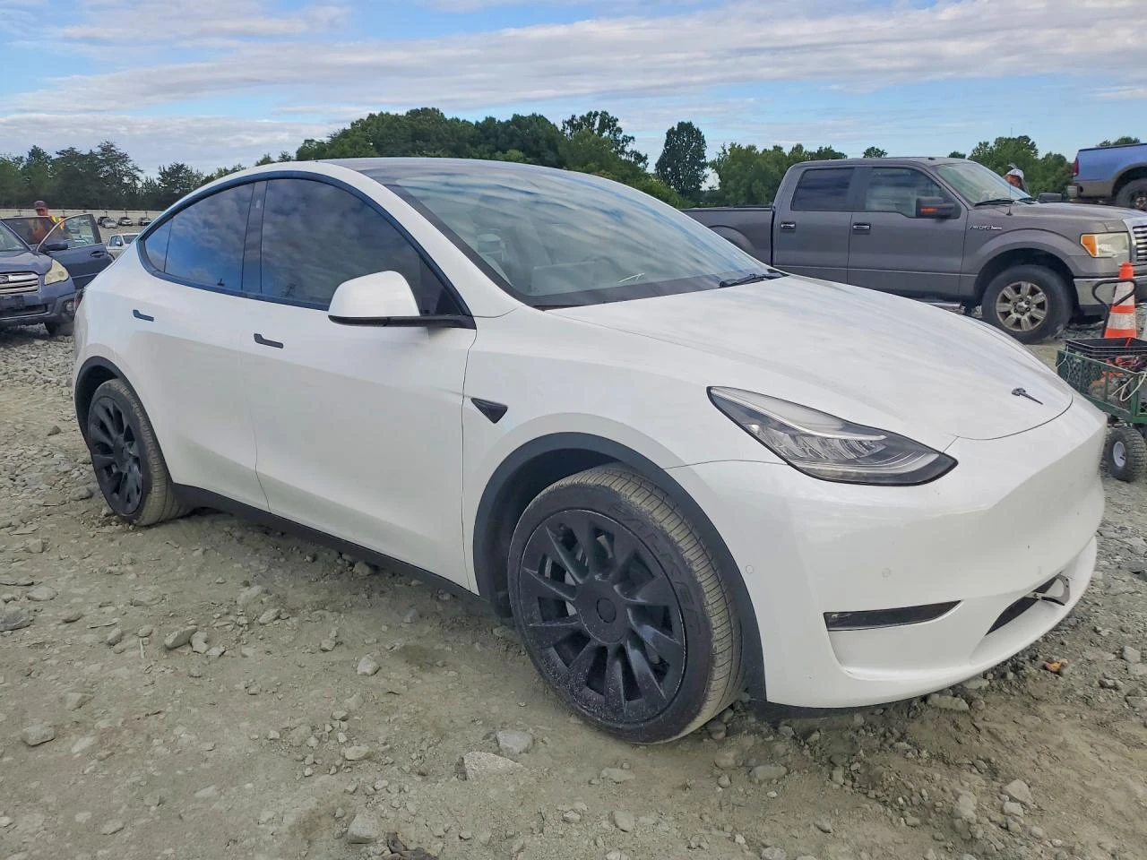 Tesla Model Y LONG RANGE DUAL MOTOR AWD ТЕРМОПОМПА* FSD3* , снимка 4 - Автомобили и джипове - 55651975