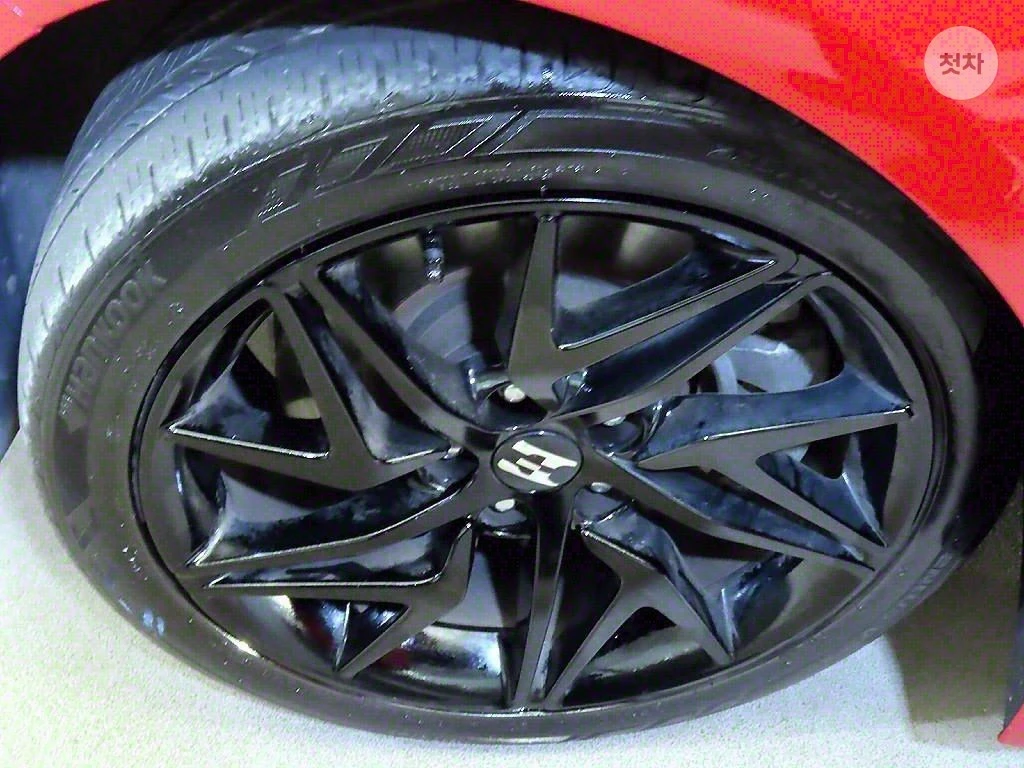 Kia Stinger 2.5 TURBO SPORT+ FULL, снимка 5 - Автомобили и джипове - 55777101
