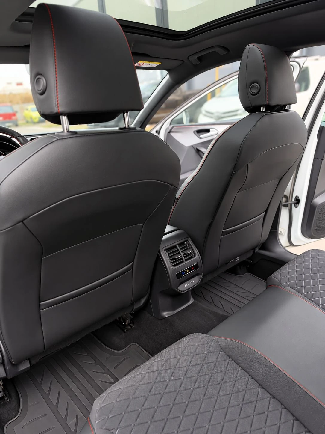 Seat Leon 2.0 Turbo FR | Mobile.bg � ����������� 11
