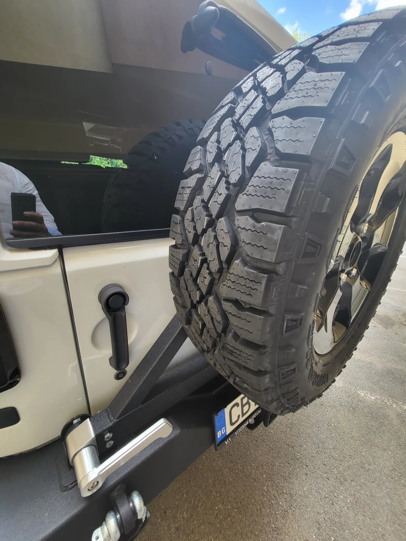 Jeep Wrangler Sahara unlimited, снимка 10 - Автомобили и джипове - 52404560