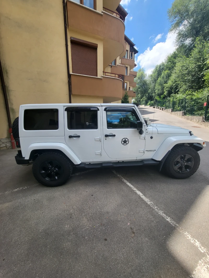 Jeep Wrangler Sahara unlimited, снимка 4 - Автомобили и джипове - 52404560
