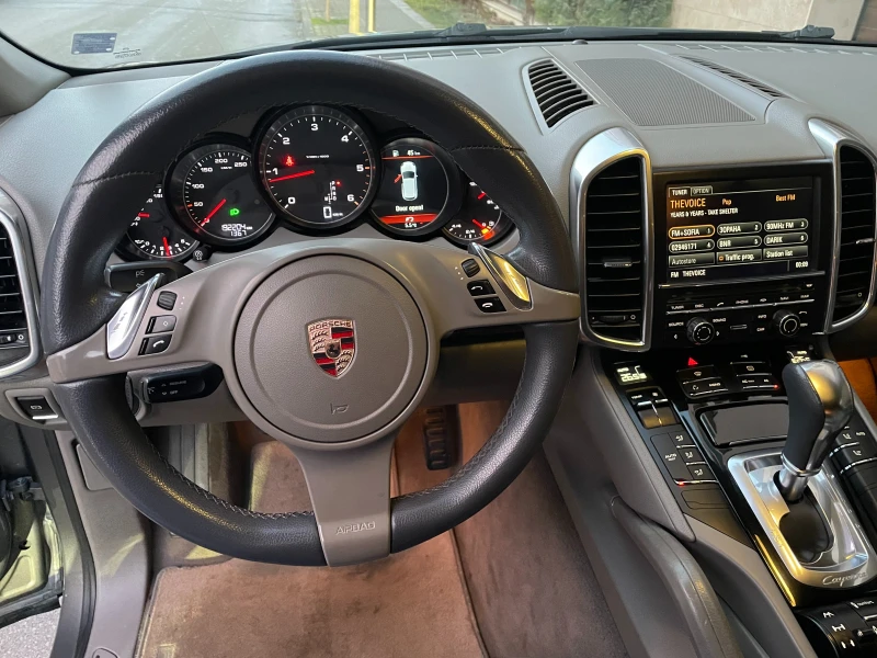Porsche Cayenne 3.0d , снимка 9 - Автомобили и джипове - 53288769