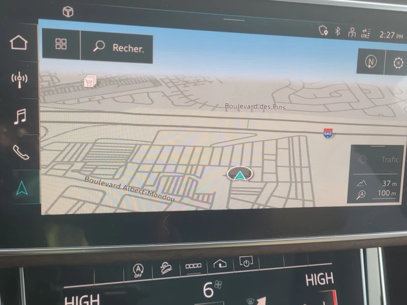 Audi Q7 * KOMFORT * CARFAX * ЦЕНА ДО БГ, снимка 8 - Автомобили и джипове - 53305560