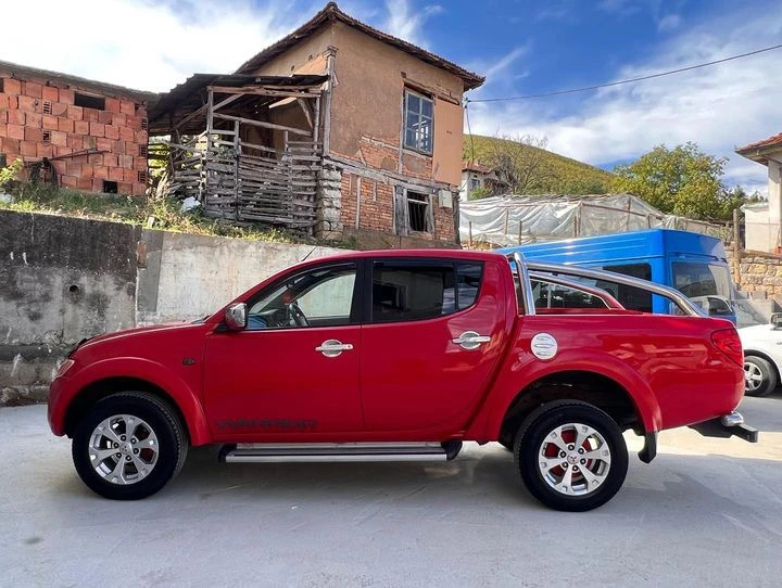 Mitsubishi L200 2.5DID 136кс., снимка 5 - Автомобили и джипове - 46966528