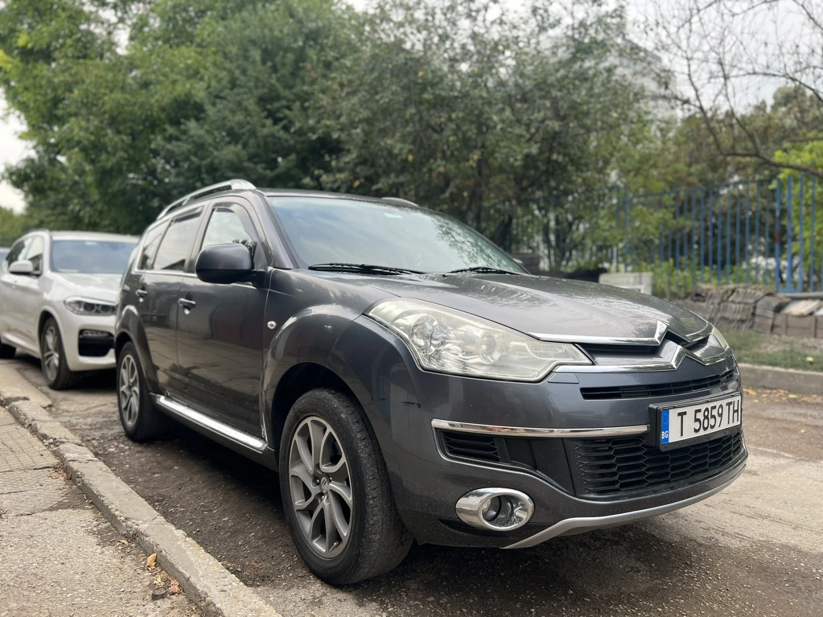 Citroen C-Crosser 2.2 HDI - изображение 3