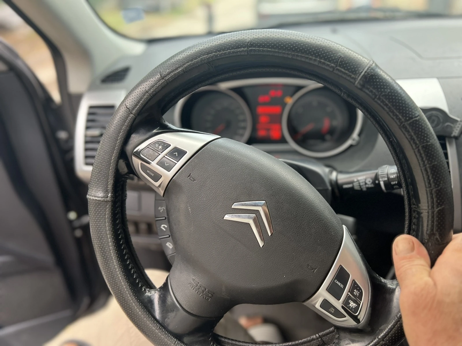 Citroen C-Crosser 2.2 HDI | Mobile.bg � ����������� 15