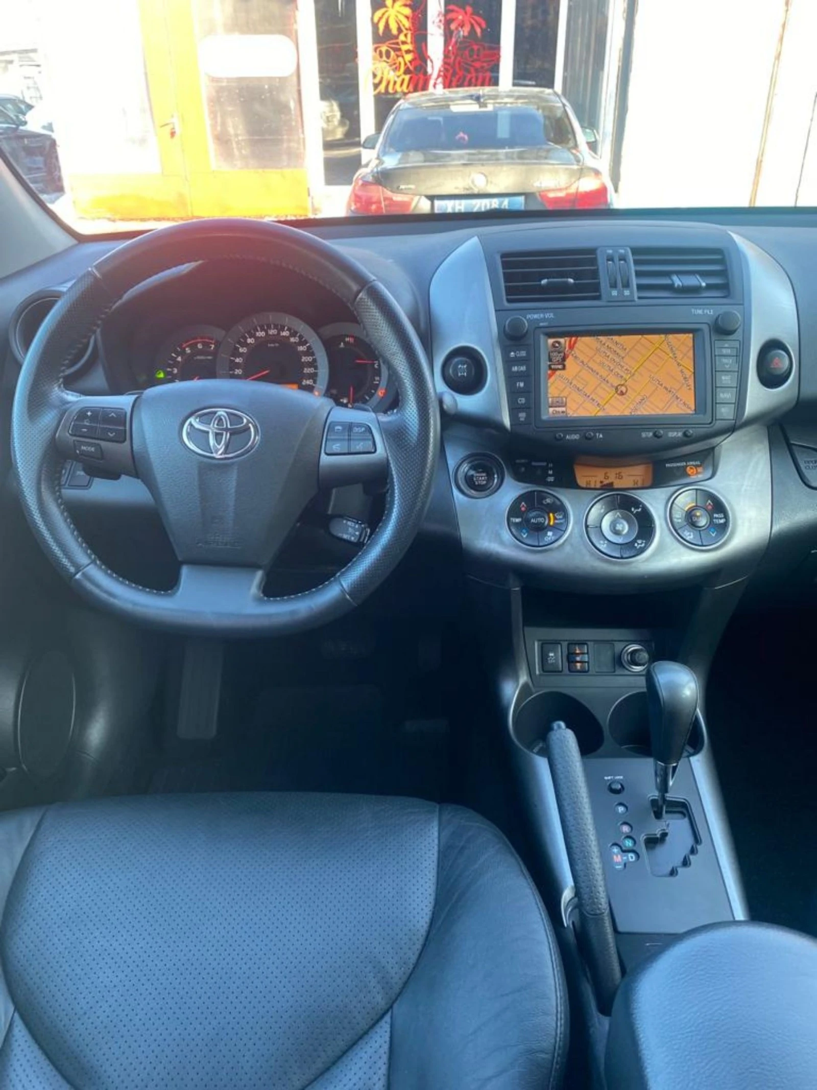 Toyota Rav4 2.2 d 4x4 150 к.с. Автоматик - изображение 10