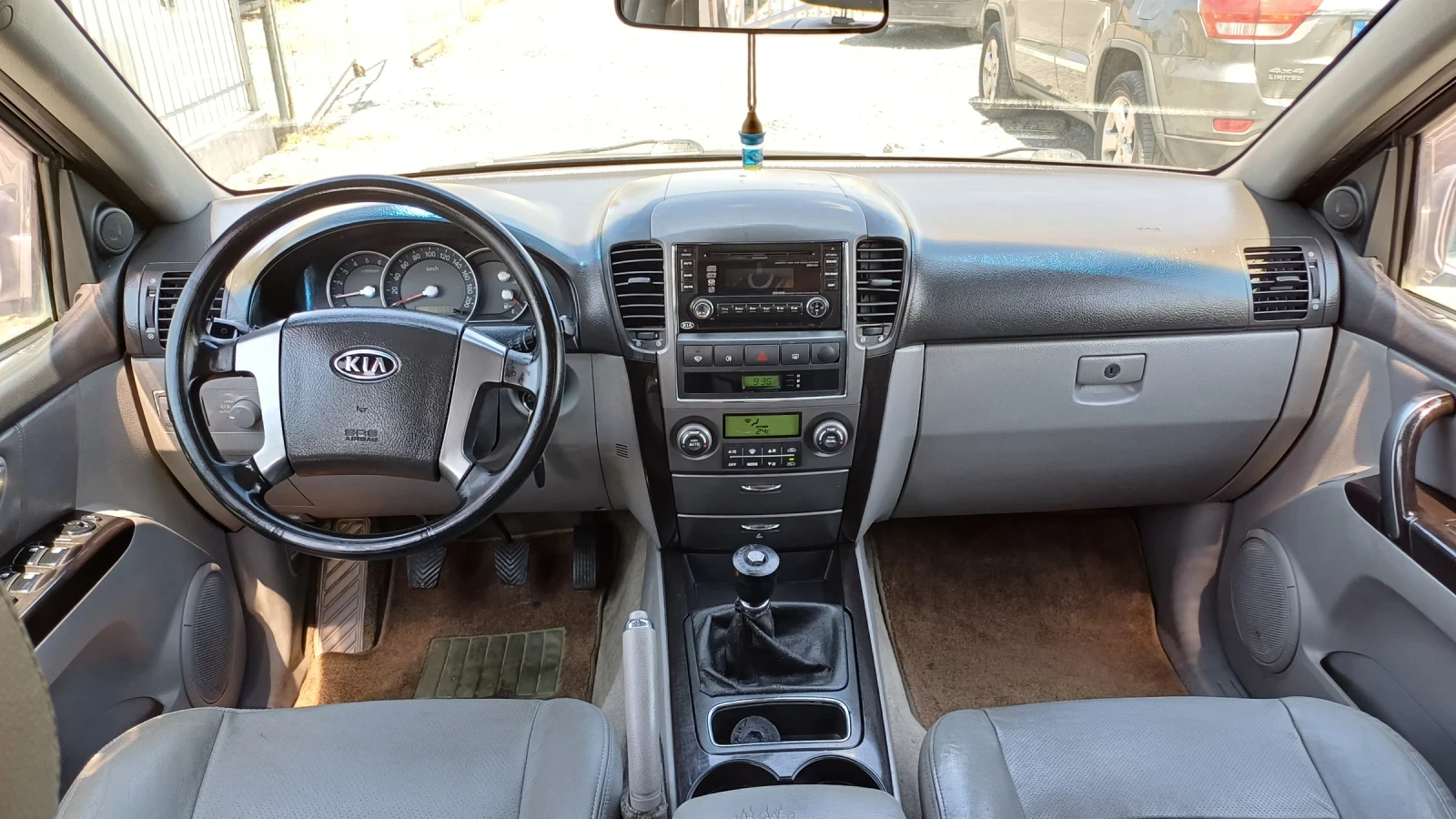 Kia Sorento 2.5CRDI 170к.с Facelift - изображение 7