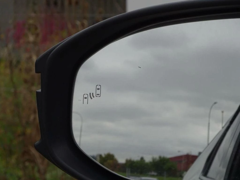 Toyota C-HR 2.0 HEV GR SPORT 4X4 PREMIERE EDITION !!! | Mobile.bg   17