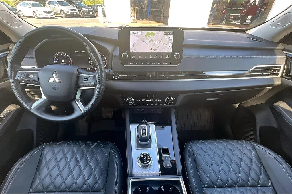 Mitsubishi Outlander GT ПОДГРЕВ* PANO* HEAD-UP* 360CAM* BLINDSPOT*  - изображение 8