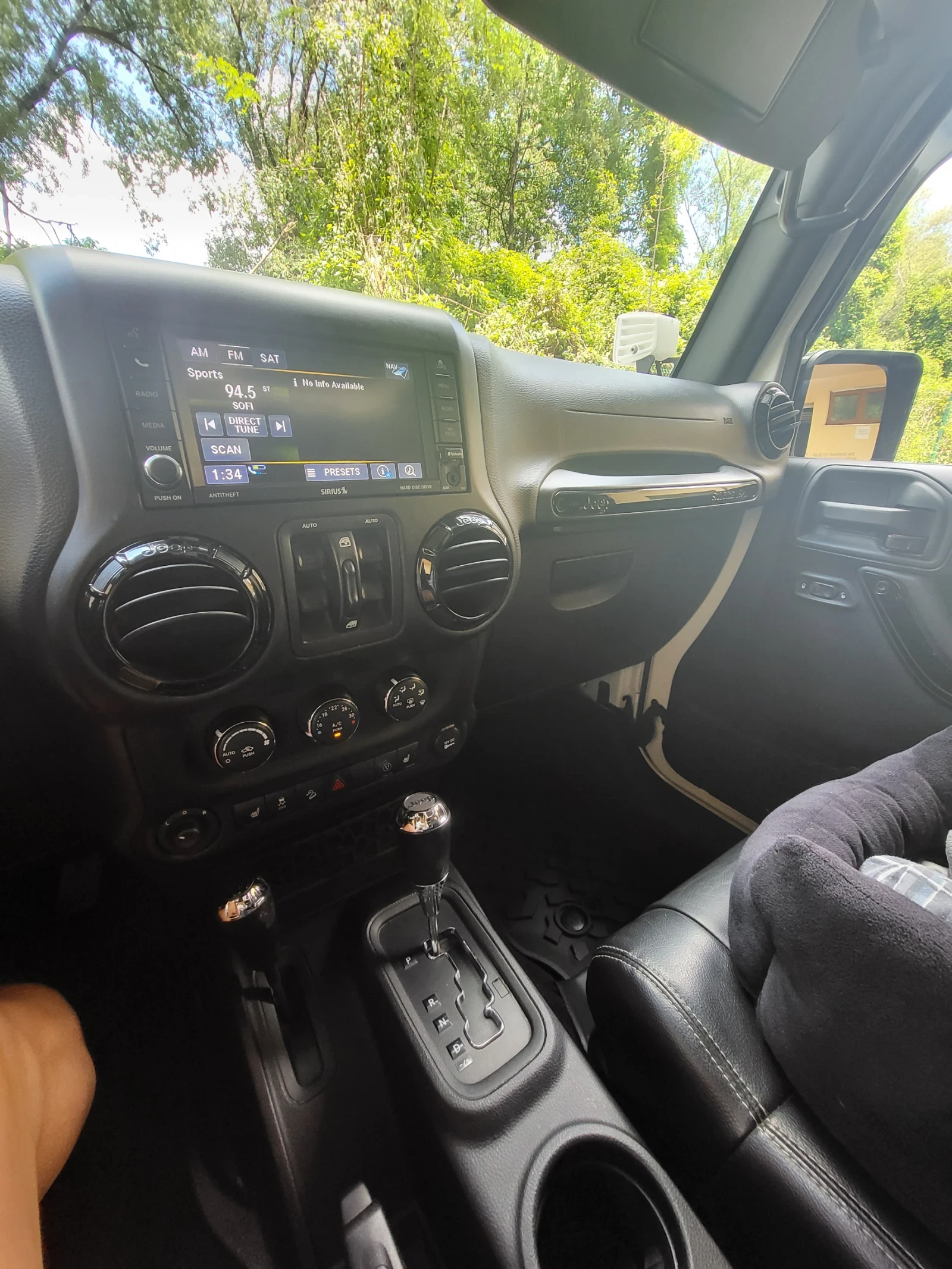 Jeep Wrangler Sahara unlimited | Mobile.bg   9