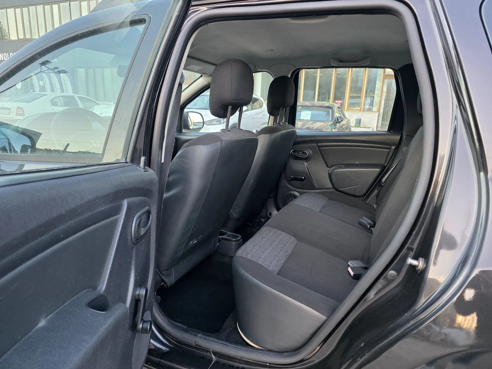 Dacia Duster 1.6i 105 k.c EURO 5 ITALIA  | Mobile.bg � ����������� 11