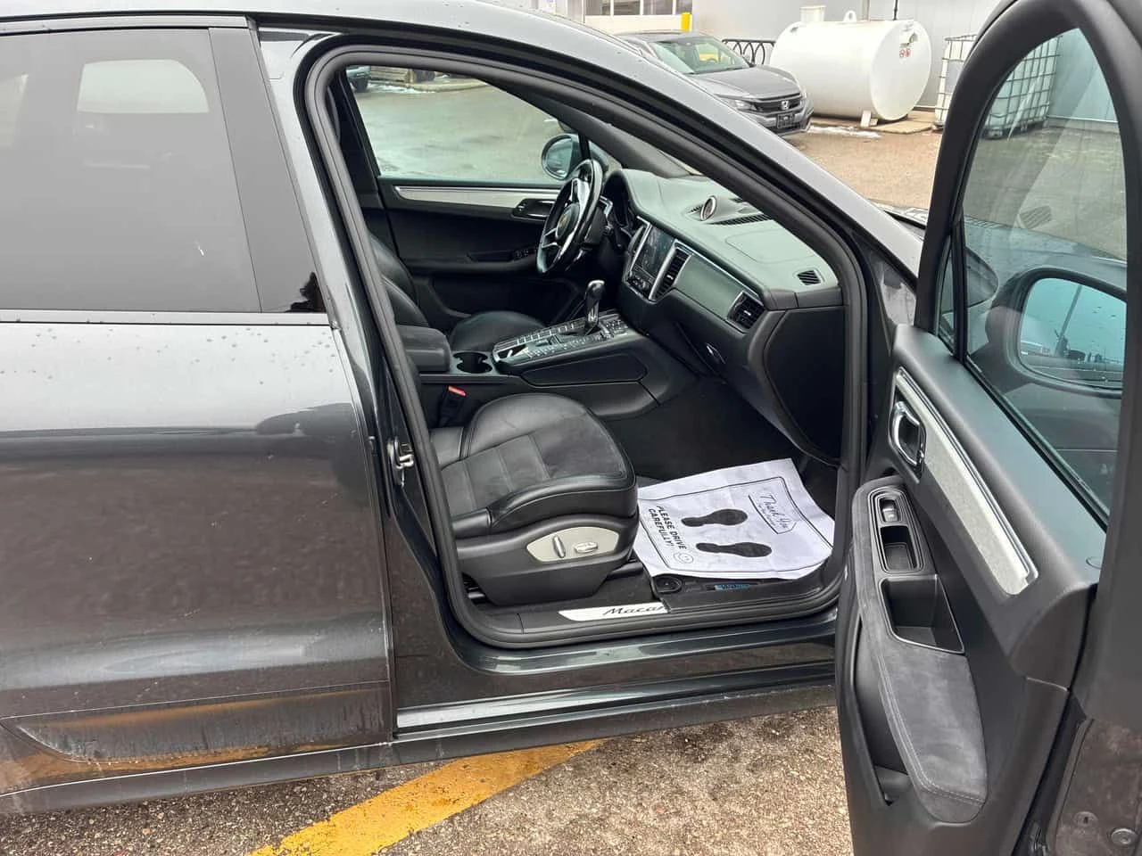 Porsche Macan * GTS * PANORAMA* KEYLESS* ПОДГРЕВИ* , снимка 17 - Автомобили и джипове - 53819538