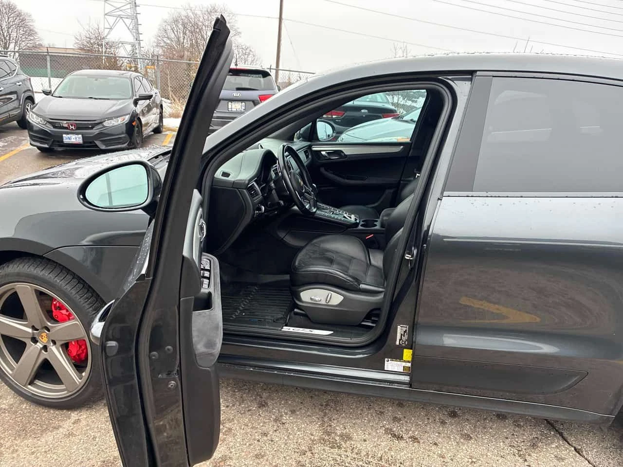 Porsche Macan * GTS * PANORAMA* KEYLESS* ПОДГРЕВИ* , снимка 13 - Автомобили и джипове - 53819538