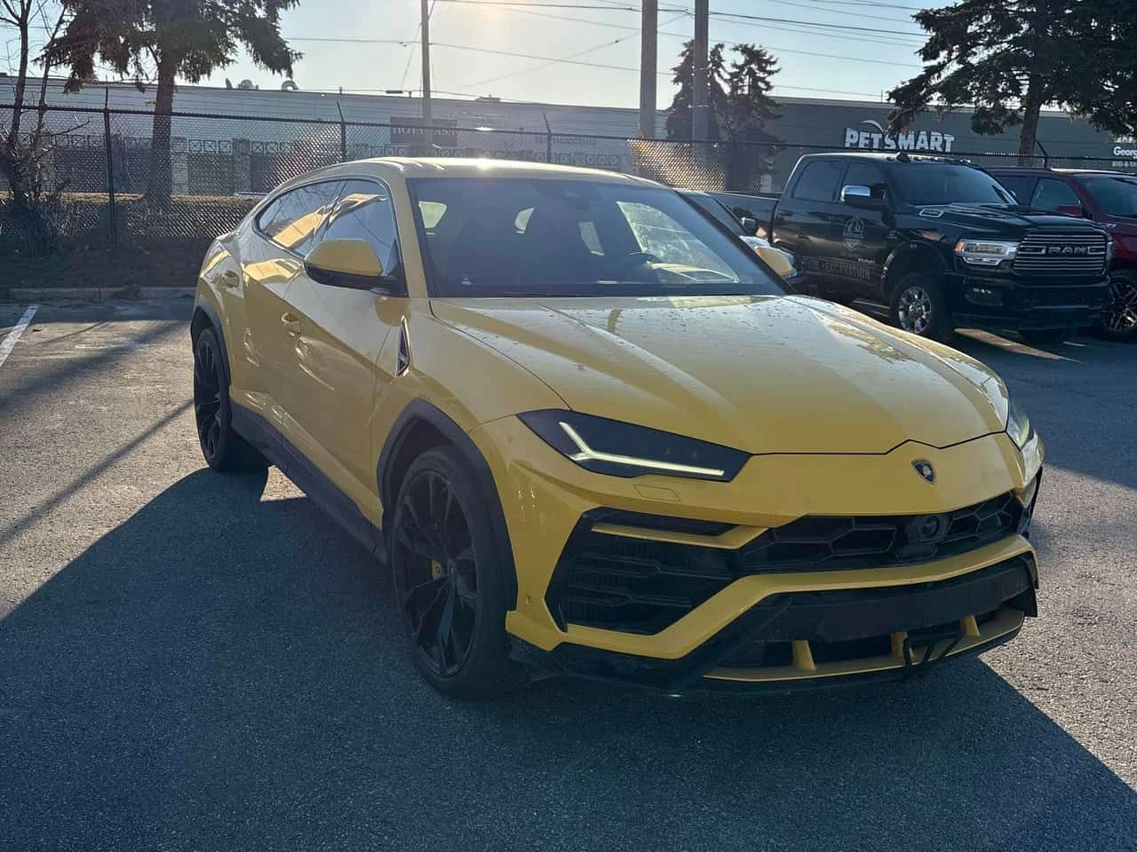 Lamborghini Urus /B&O/HUD/DISTRONIC/360/, снимка 4 - Автомобили и джипове - 54001703
