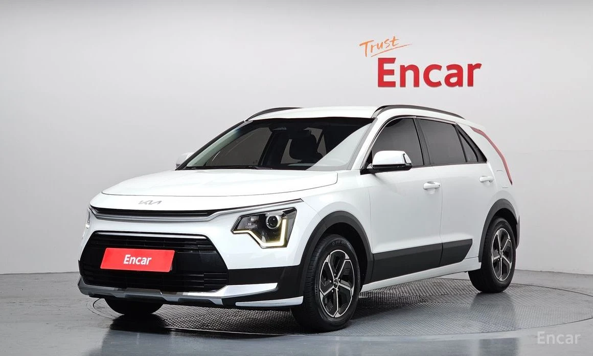 Kia Niro Trendy* ДИГ* ТАБЛО* КАМЕРИ* 360* KEYLESS* ПОДГРЕВ*