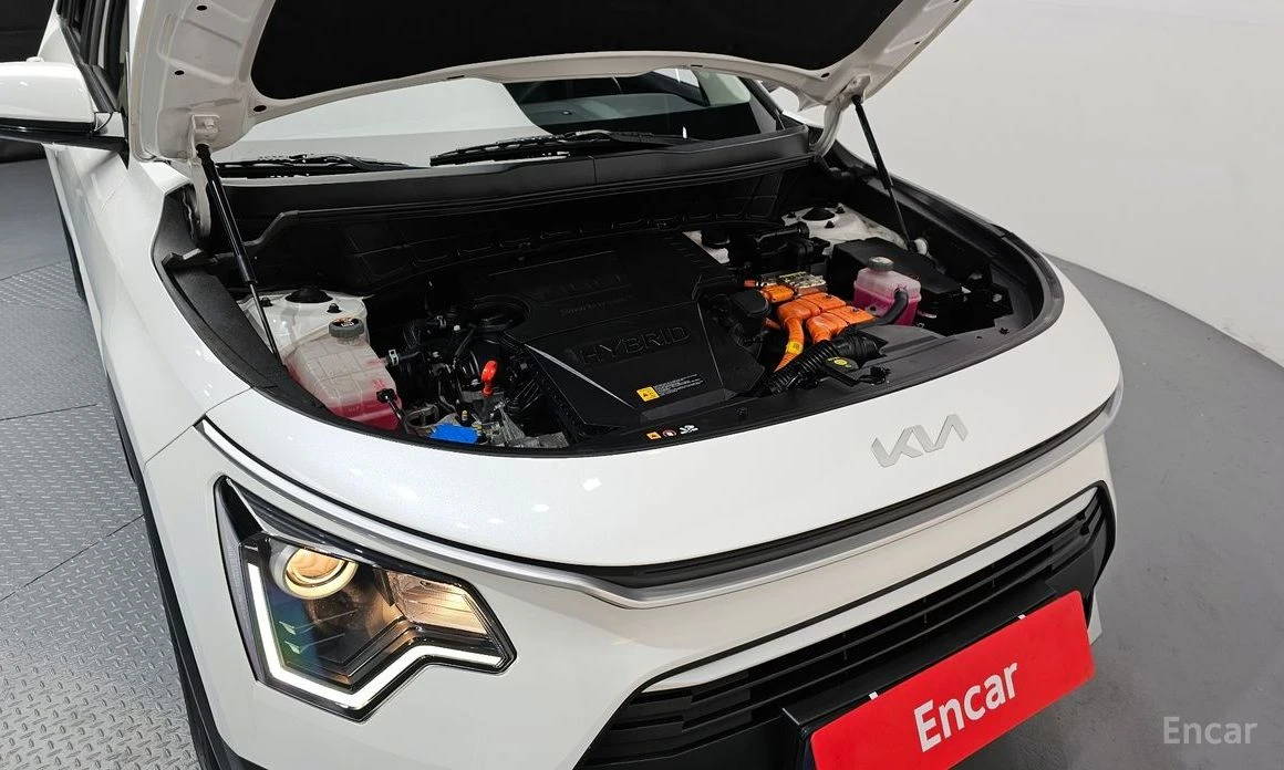 Kia Niro Trendy* ДИГ* ТАБЛО* КАМЕРИ* 360* KEYLESS* ПОДГРЕВ*, снимка 14 - Автомобили и джипове - 54214874