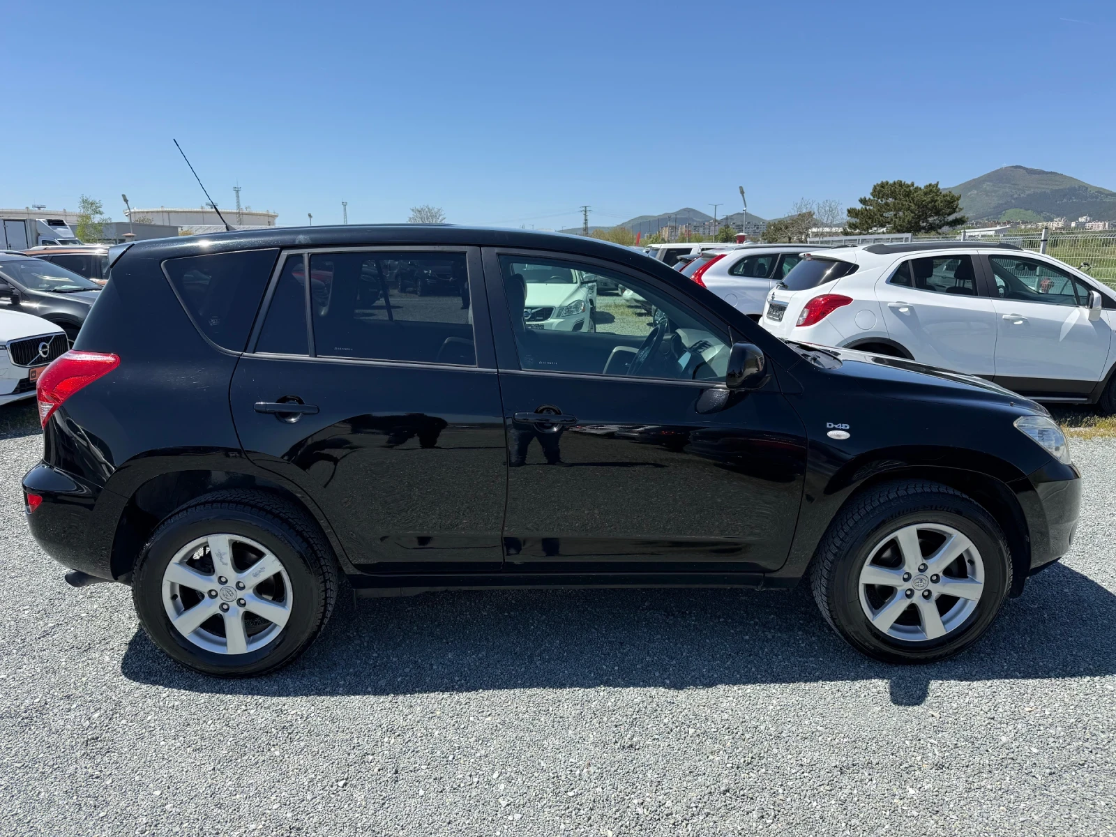 Toyota Rav4 (KATO НОВА)^(4x4), снимка 4 - Автомобили и джипове - 54258471