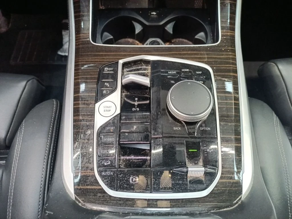 BMW X5 xDrive50e / M-sport / Shadow / Pano / SH / FULL , снимка 12 - Автомобили и джипове - 54837310
