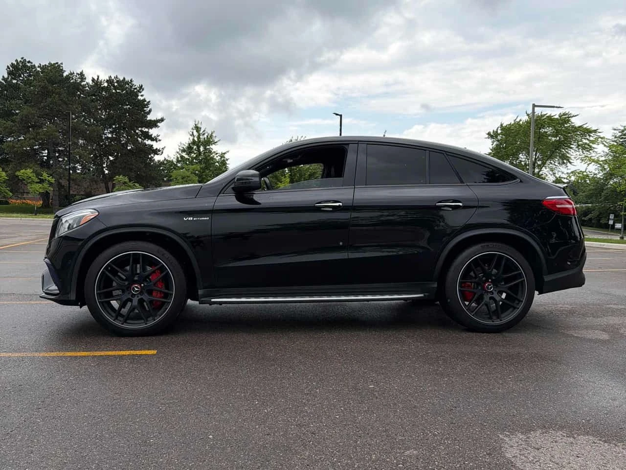 Mercedes-Benz GLE 63 S AMG * COUPE* АВТОКРЕДИТ БЕЗ ПЪРВОНАЧАЛНА ВНОСКА* , снимка 2 - Автомобили и джипове - 55603401