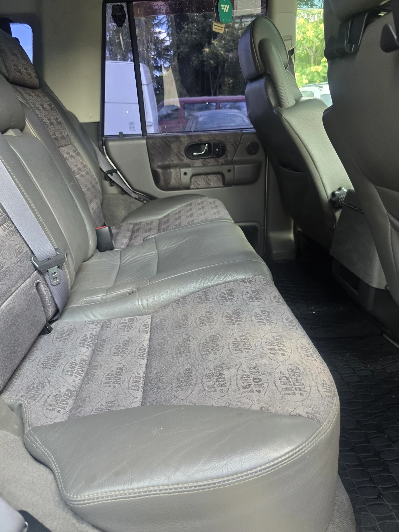 Land Rover Discovery, снимка 3 - Автомобили и джипове - 55656193