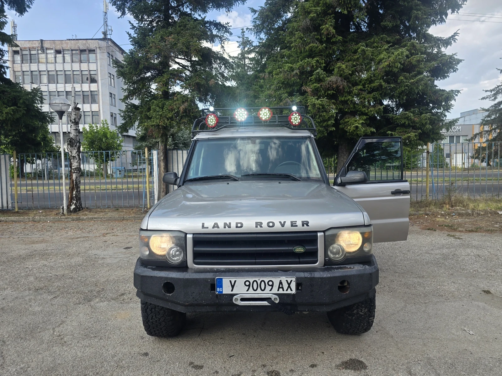 Land Rover Discovery, снимка 7 - Автомобили и джипове - 55656193
