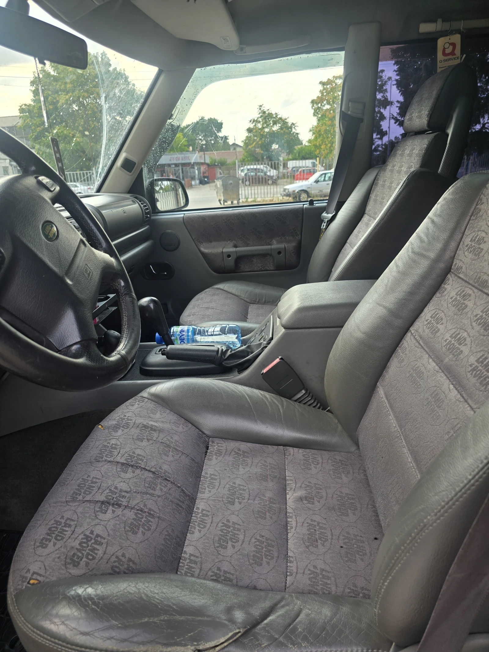 Land Rover Discovery, снимка 5 - Автомобили и джипове - 55656193