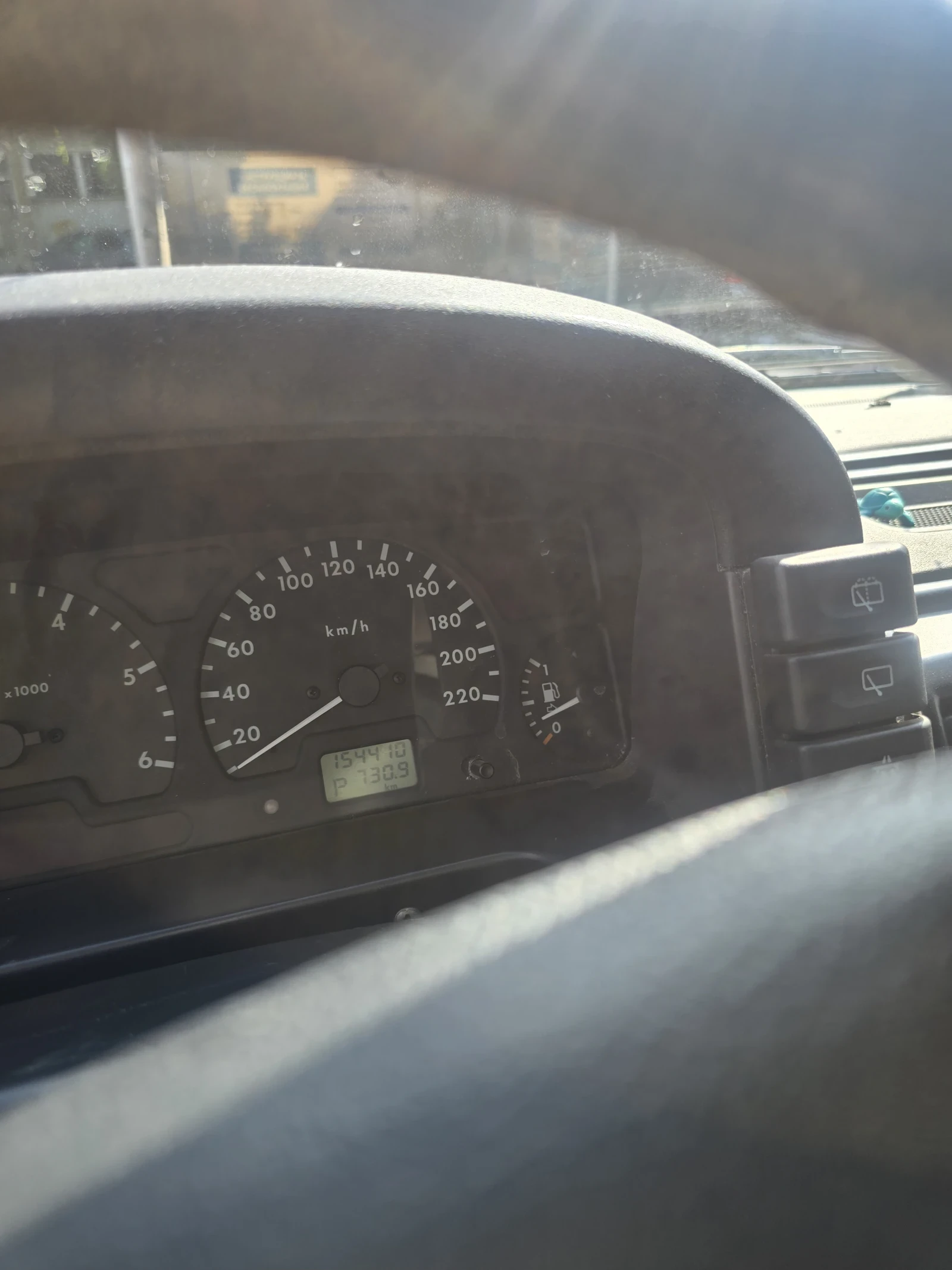 Land Rover Discovery, снимка 10 - Автомобили и джипове - 55656193