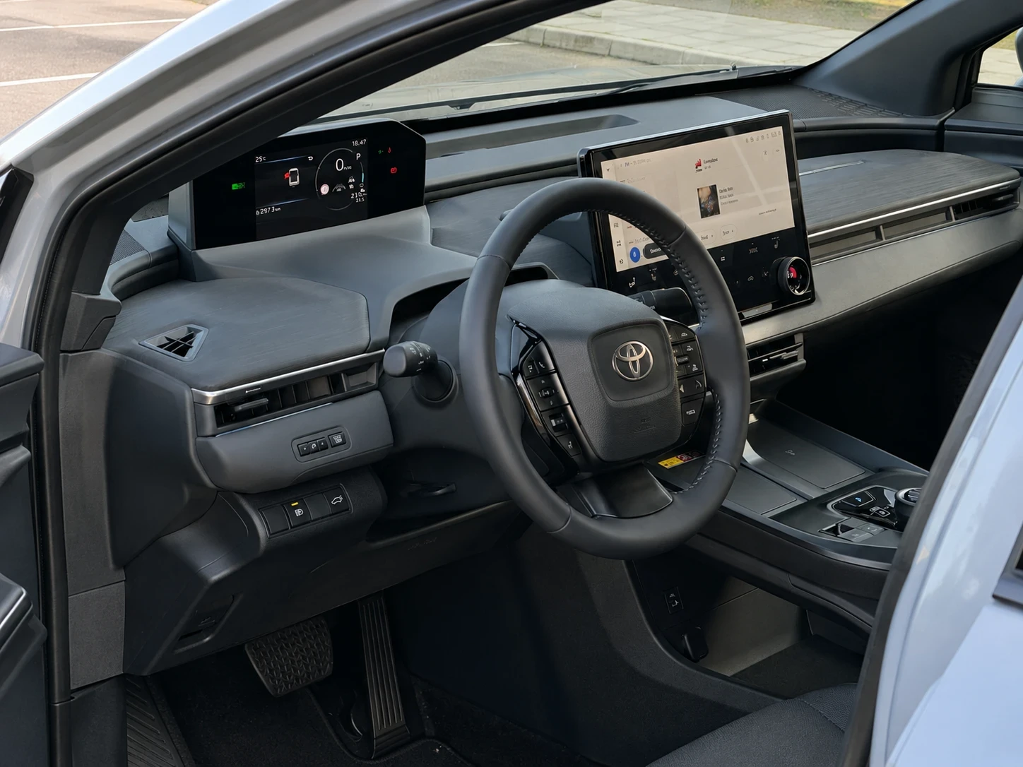 Toyota C-HR 77kW/teamplayer/НАЛИЧЕН, снимка 8 - Автомобили и джипове - 55881999