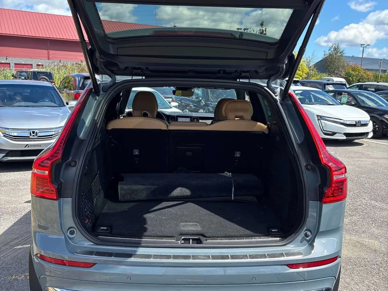 Volvo XC60 * Inscription * CARFAX * ����� �� ����������� | Mobile.bg � ����������� 13