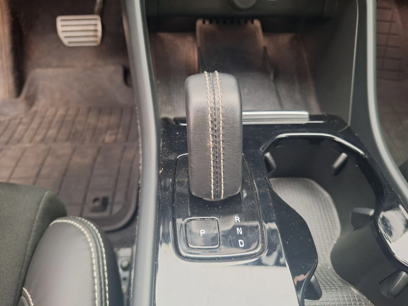 Volvo XC40 Recharge AWD R-Design Leather LED Navi 88.48% SoH | Mobile.bg � ����������� 13