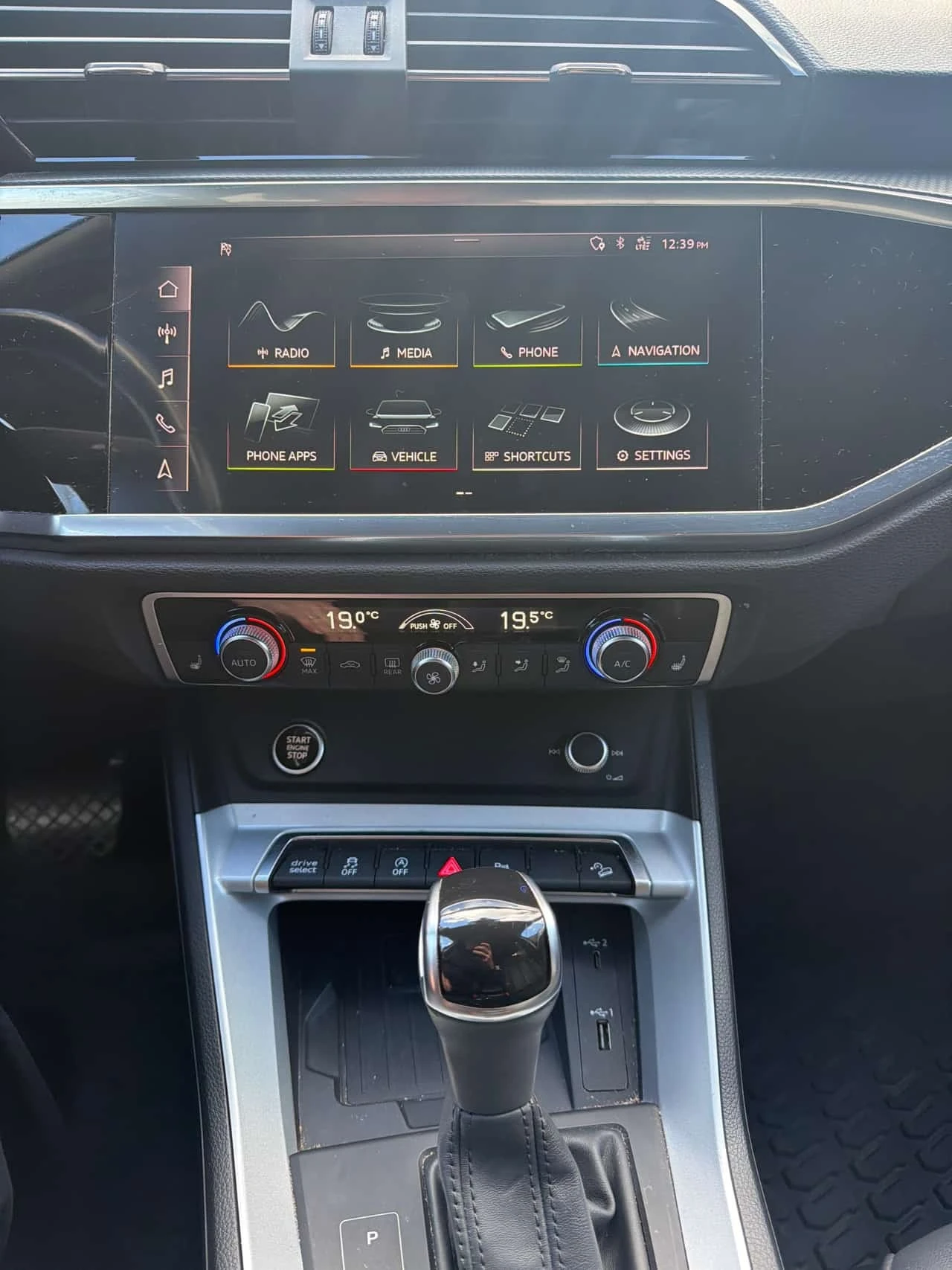 Audi Q3 * Technik * CARFAX * ����� �� ����������� | Mobile.bg � ����������� 9