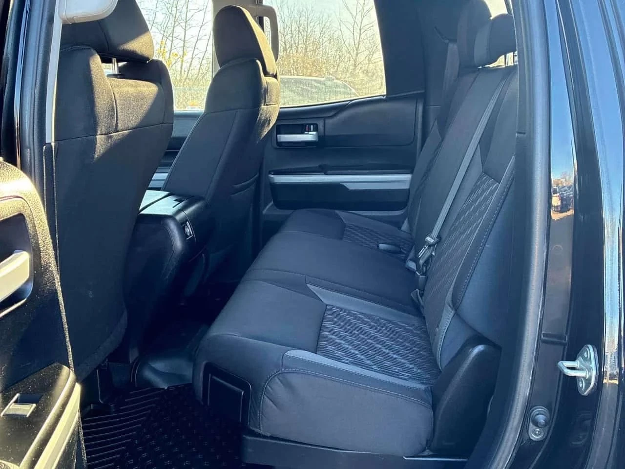 Toyota Tundra, снимка 12 - Автомобили и джипове - 56716761